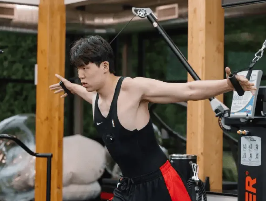 多就这么点, 因为他在C